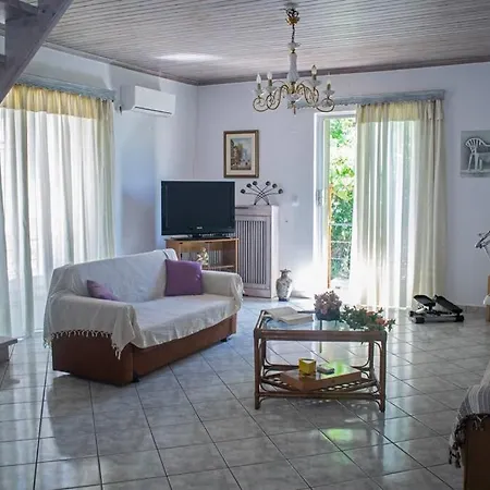 Ostria House Casa de Férias